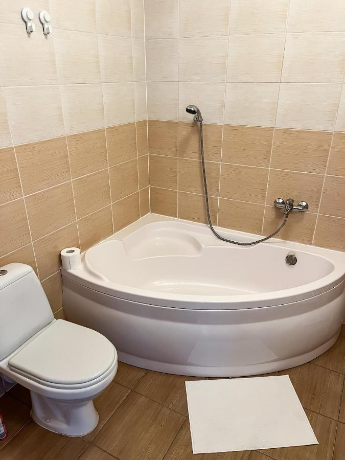 Uroczy Apartament Pod Skarpa Wadowice Luaran gambar